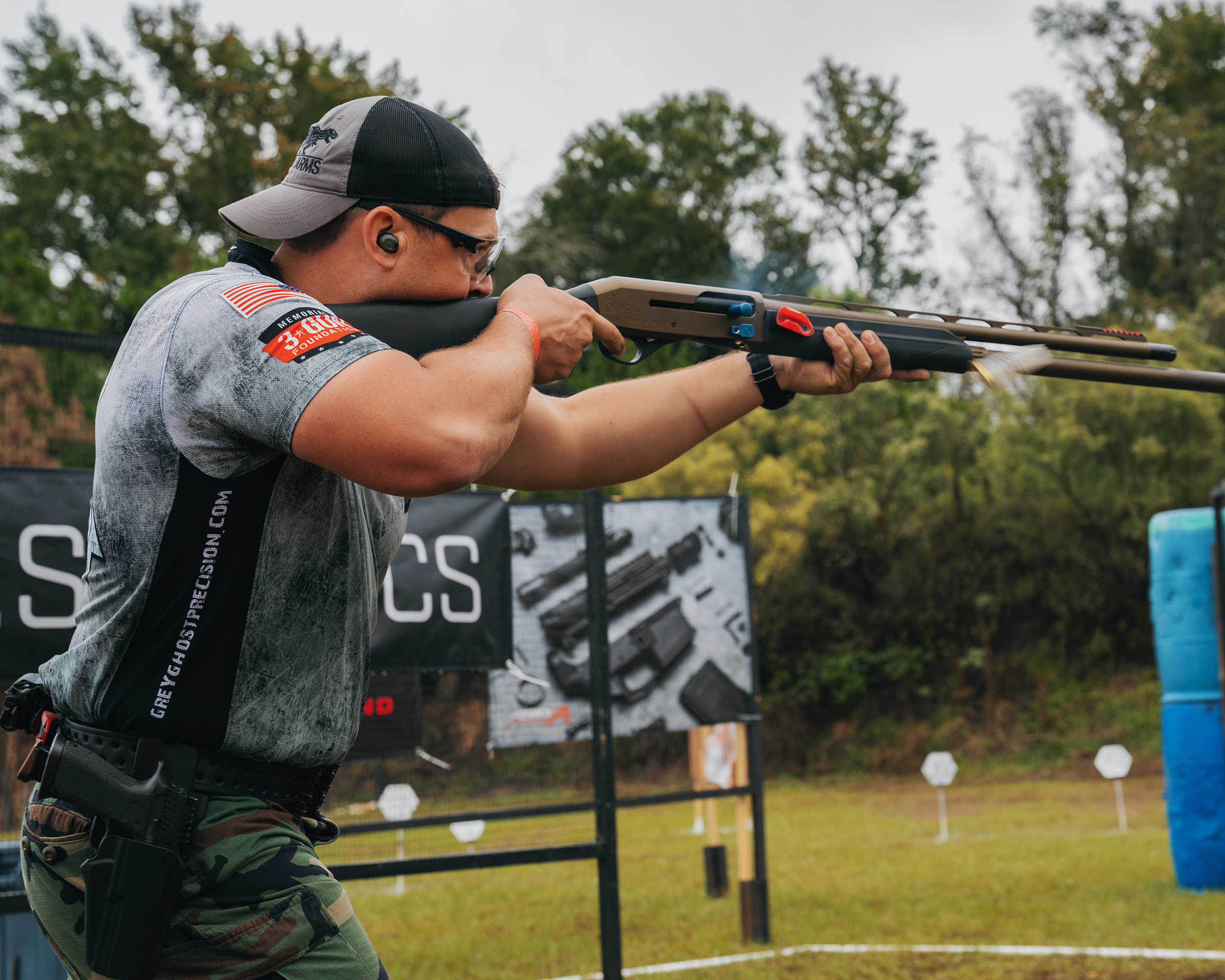 Bobby Whan is a beast with a shotgun. He also competes with a GGP320 built pistol.